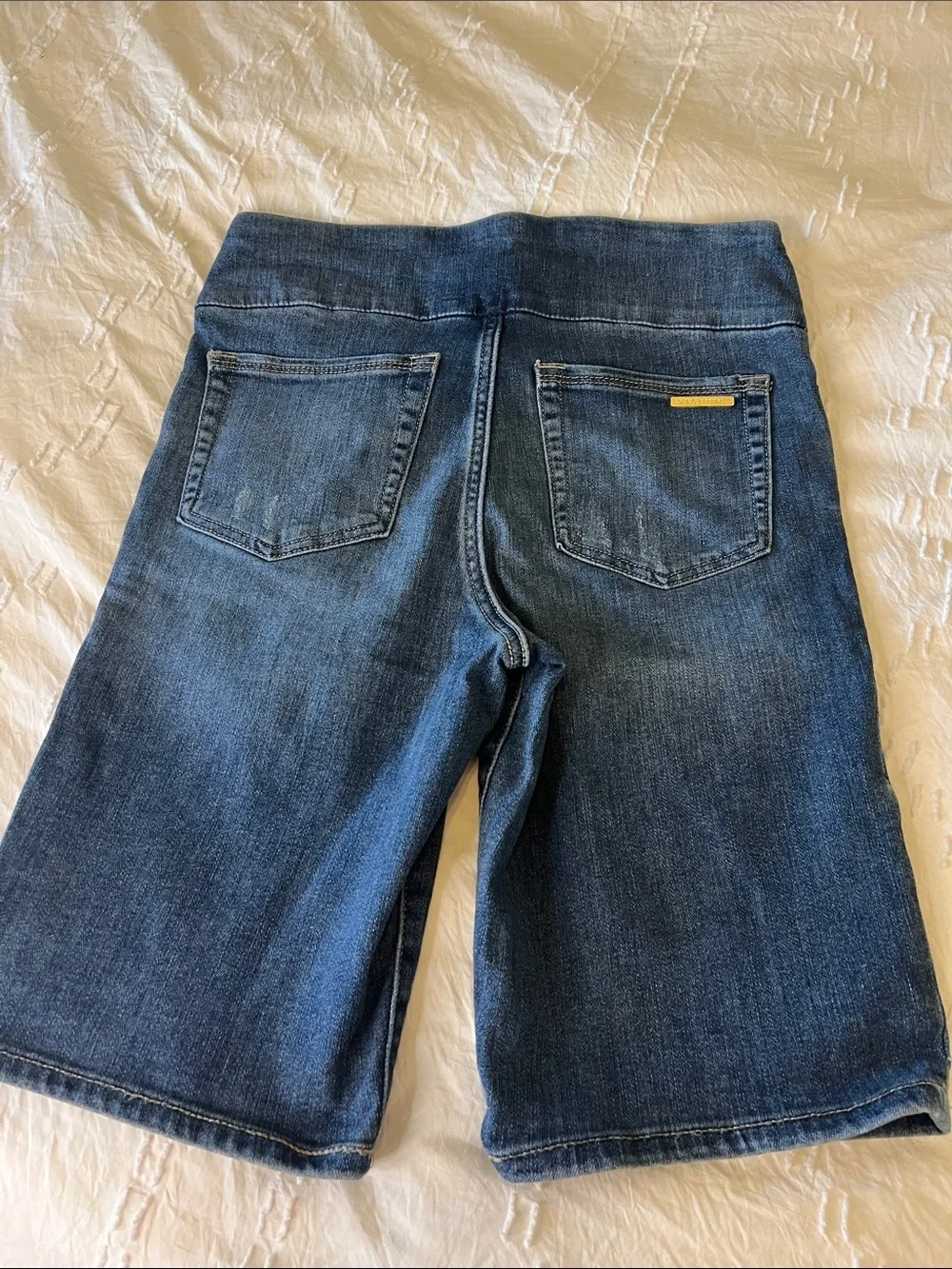 Rock & Republic Shorts Fever Bermuda Blue Denim 8 Pull On Slimming Rx Jean Long